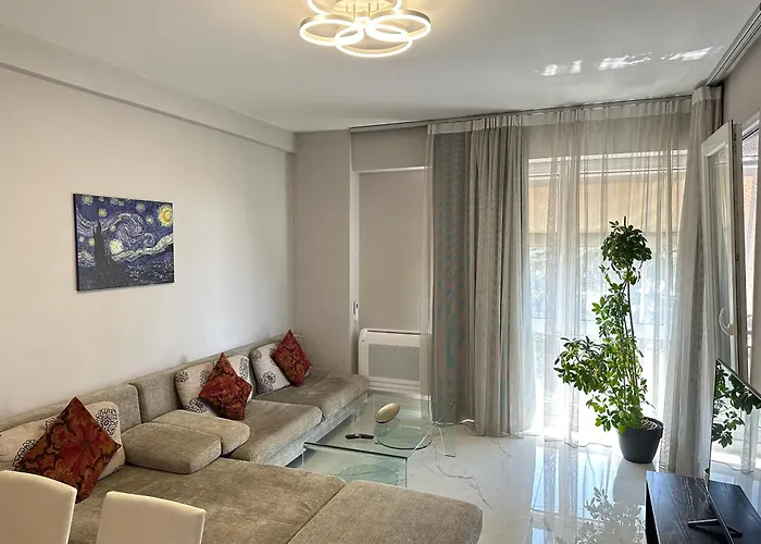 公寓 Tirana Apartment *